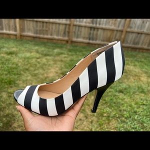 Fioni Black and White stripe open toe dress pump